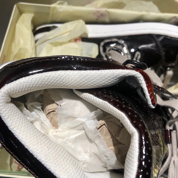 NWT true religion Carson mid  burgundy size 10 - Picture 5 of 5